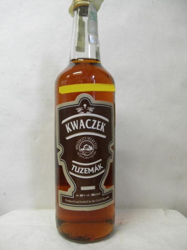 Kwaczek_Tuzemák 0,5 l.JPG
