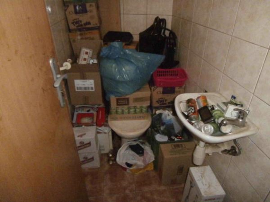 8 8_toilet serving as food storage_2015.jpg